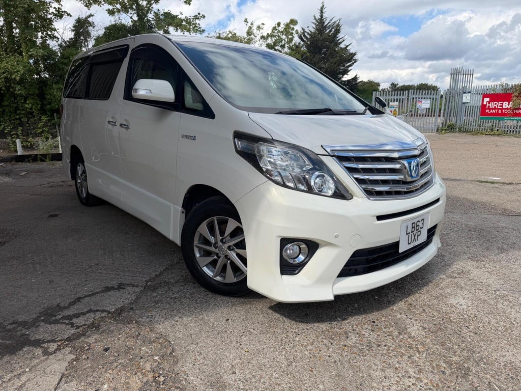 2014 Toyota Alphard