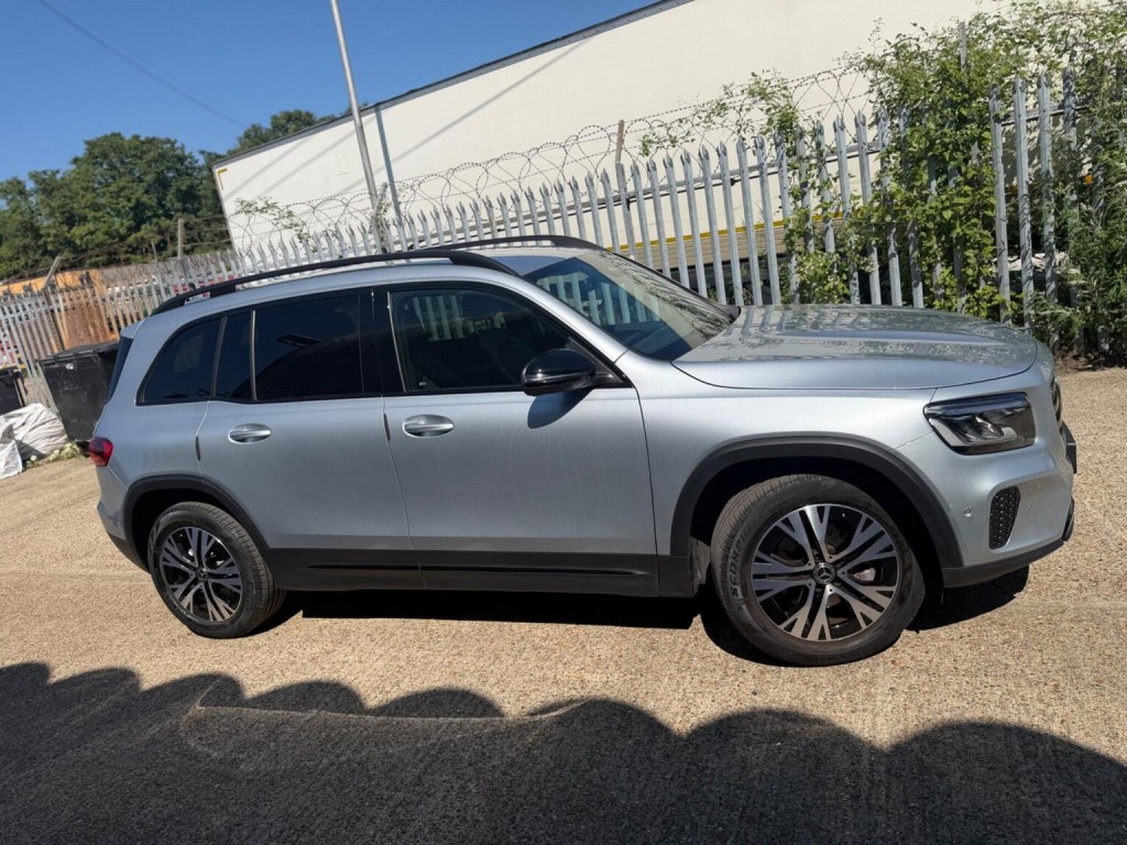 2025 Mercedes-benz GLB