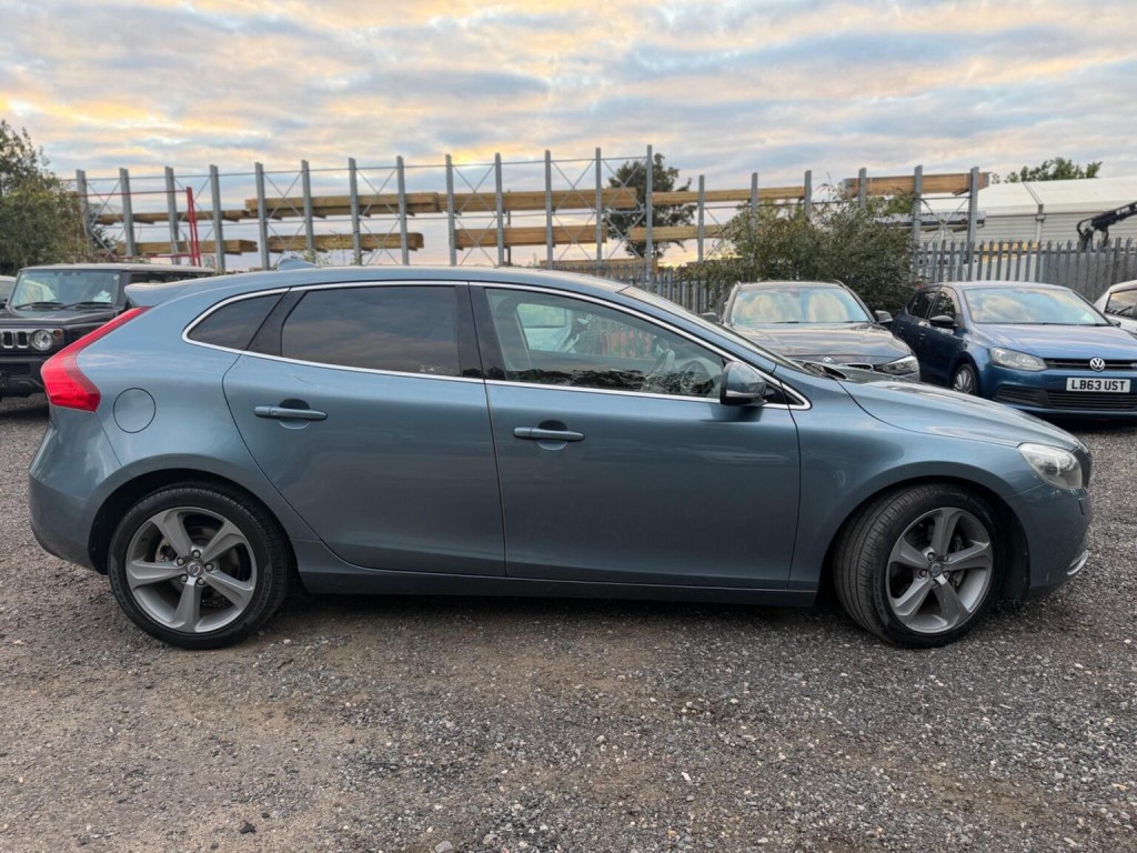 2014 Volvo V40